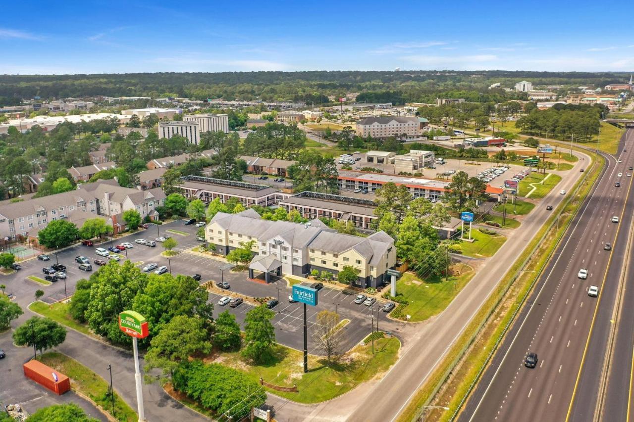Hotel Fairfield And