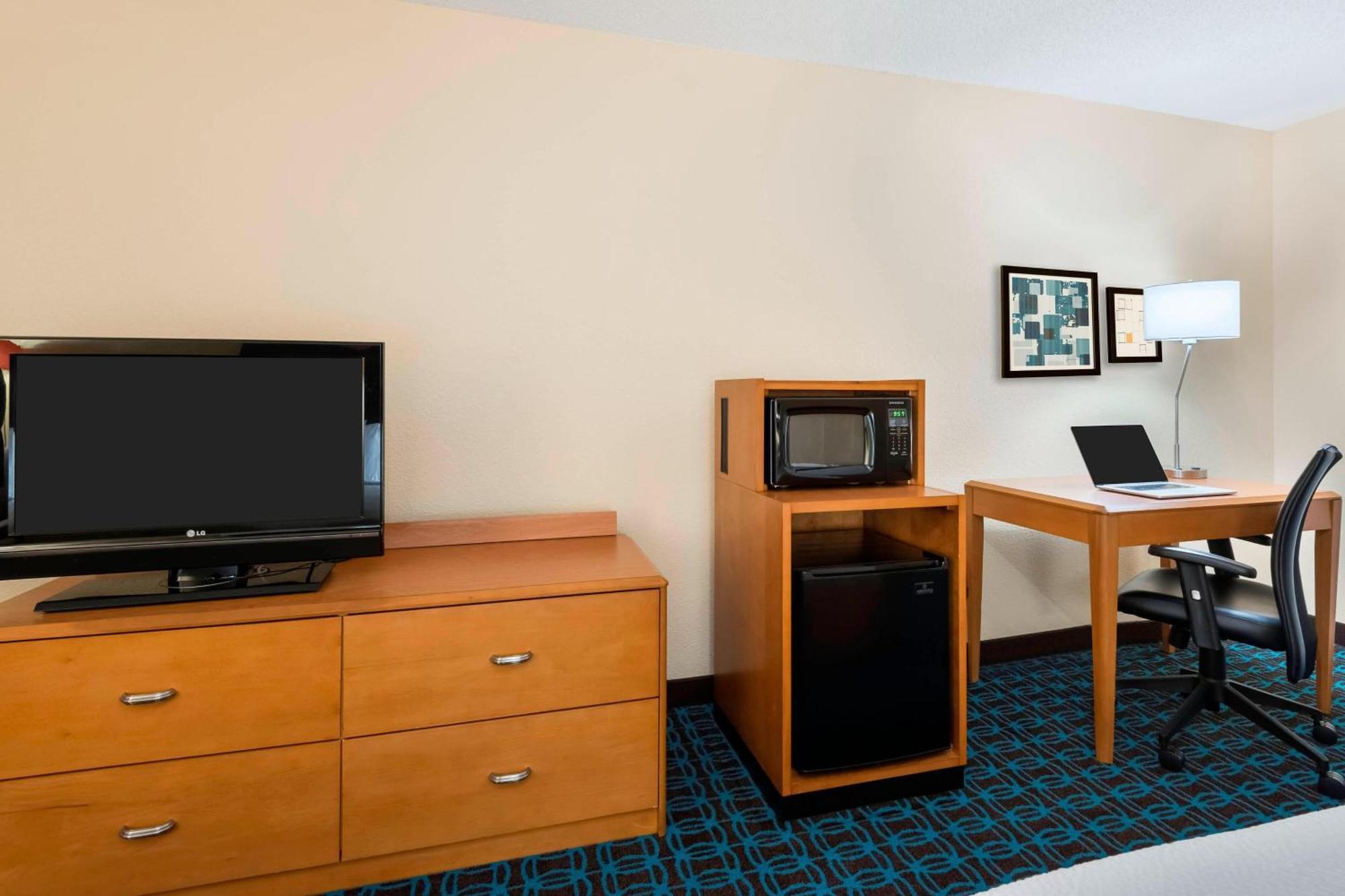 Fairfield And Hotel 3*